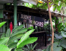 18 Books and Burgers in Panama 800