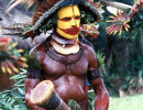 68 Huli Wigman with drum at a Sing Sing 800