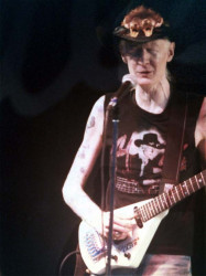 johnny winter  5  800